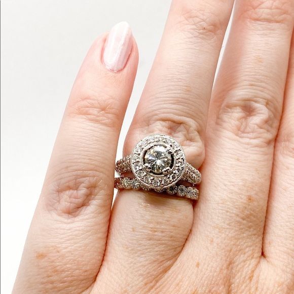 Diamond Ring - Picture 13 of 16